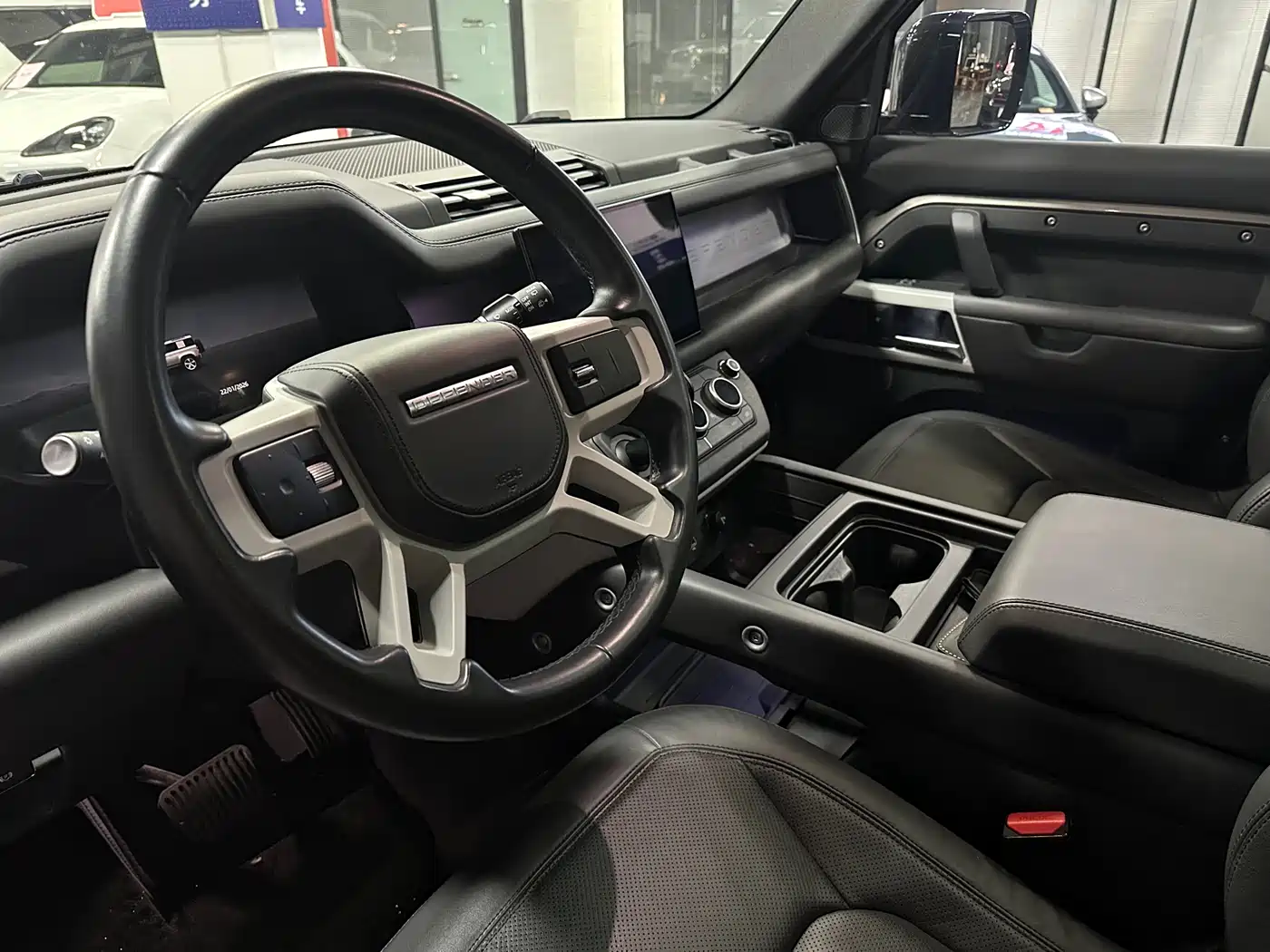 Land Rover Defender 2023 Facelift 90 3.0T P400 XS фото 14