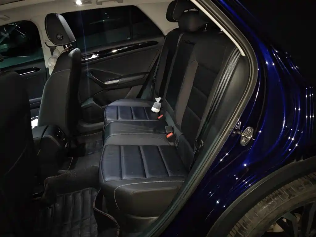 Photo 18 - Volkswagen T-ROC