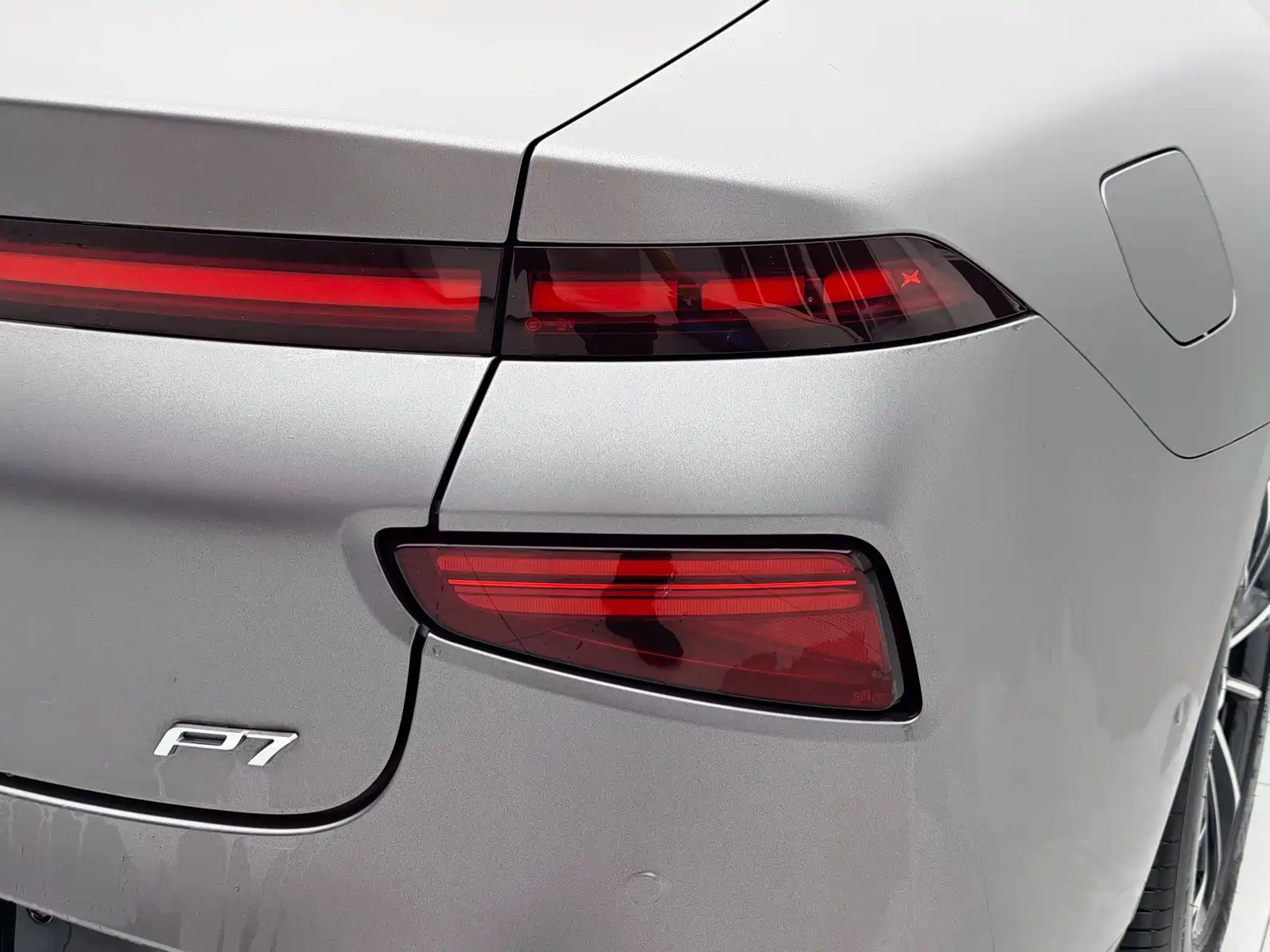 Фото 7 - XPeng P7