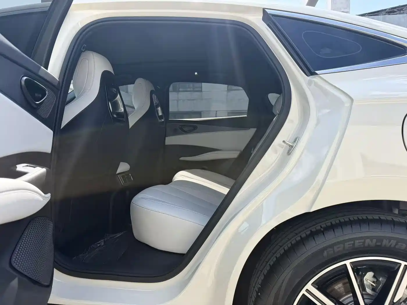 BYD Seal 06 New Energy 2025 2025 DM-i Smart Drive Edition 120KM Luxury