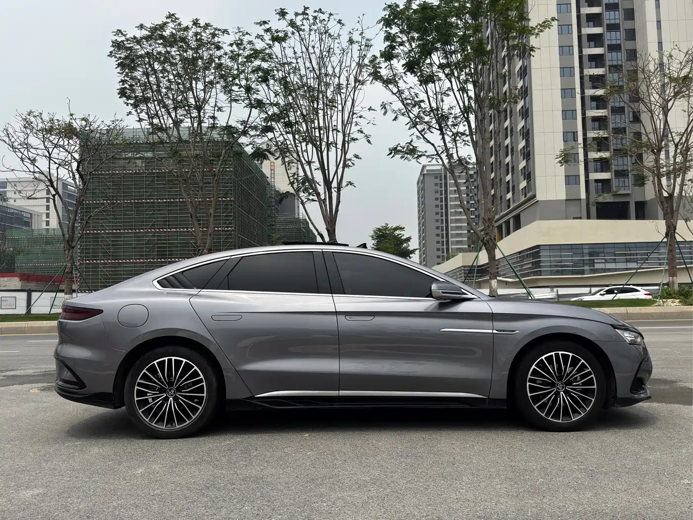 BYD HAN
