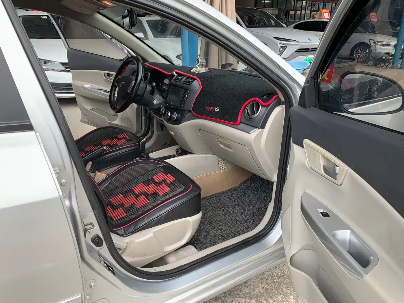 Changan Yuexiang V5 2013 2012 1.5L Manual Sport (China V)