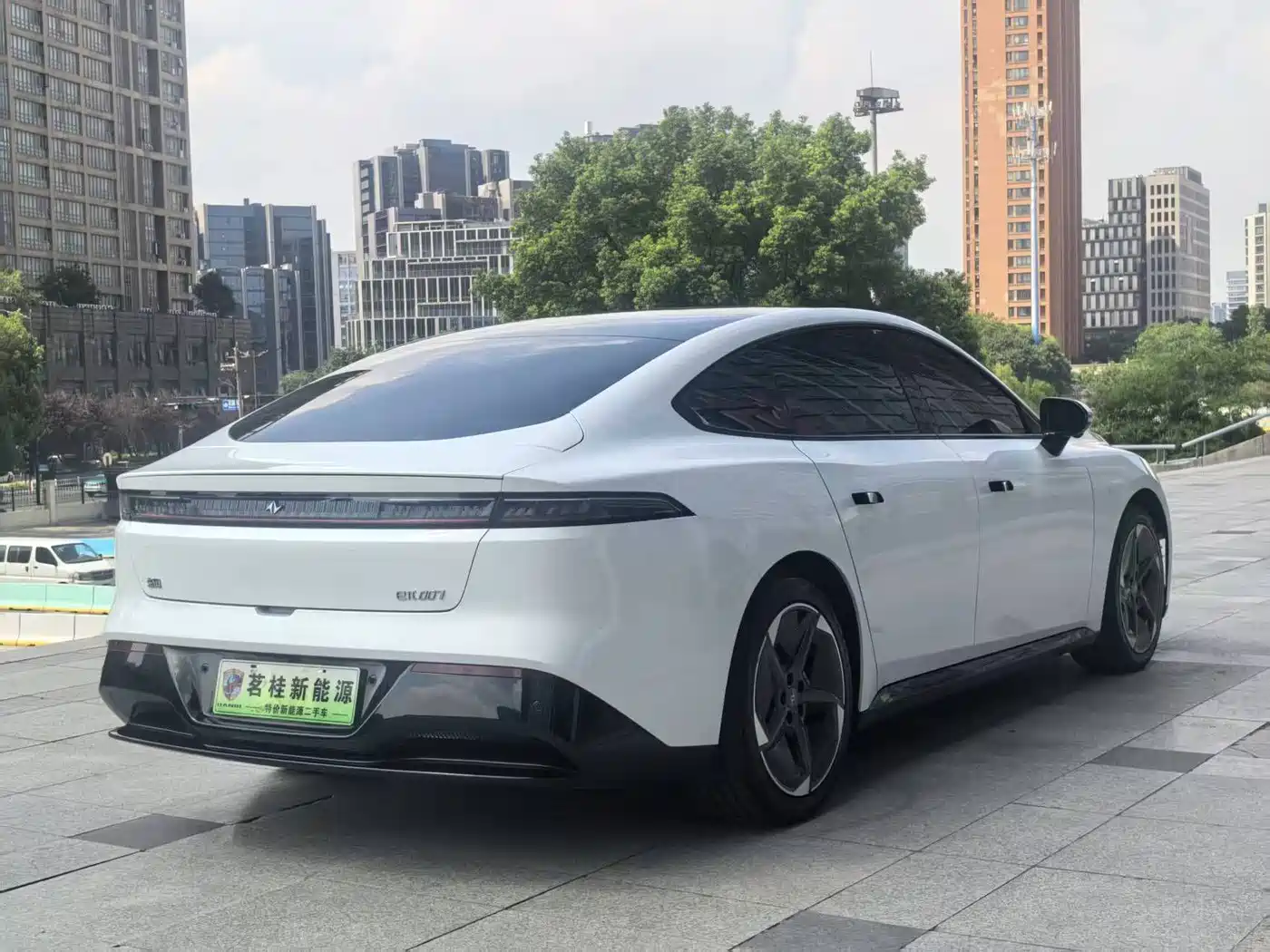 Фото 8 - Dongfeng Yipai eπ007