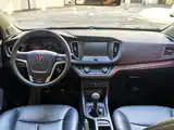 Фото 7 - Roewe 360