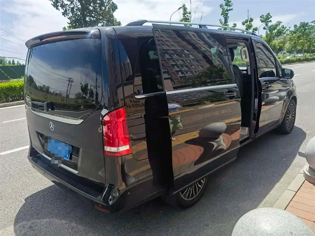 Mercedes-Benz V-Class 2020 V 260 Navigator Edition фото 12