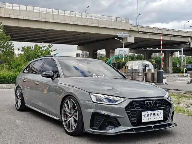 Audi A4 (Import) 2021 Avant 40 TFSI Pioneer Starlight Edition — фото 2