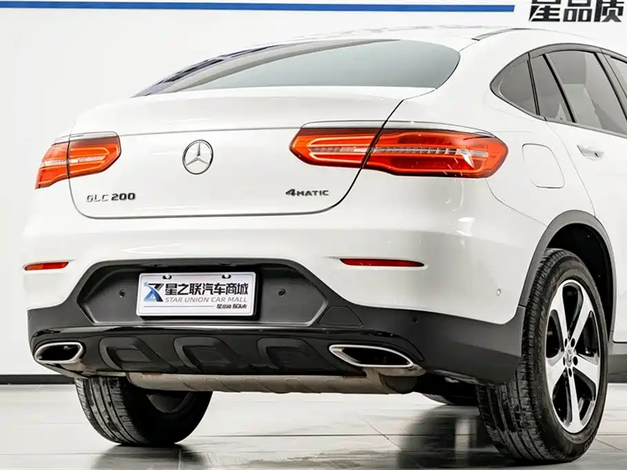 Mercedes-Benz GLC Coupe 2019 GLC 200 4MATIC Coupe SUV фото 7