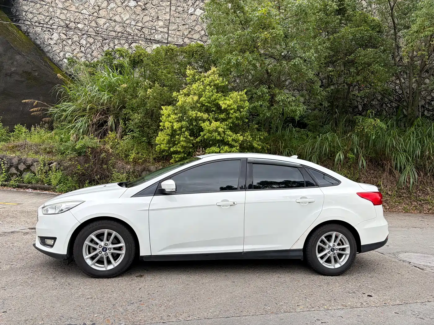 Photo 9 - Ford Focus