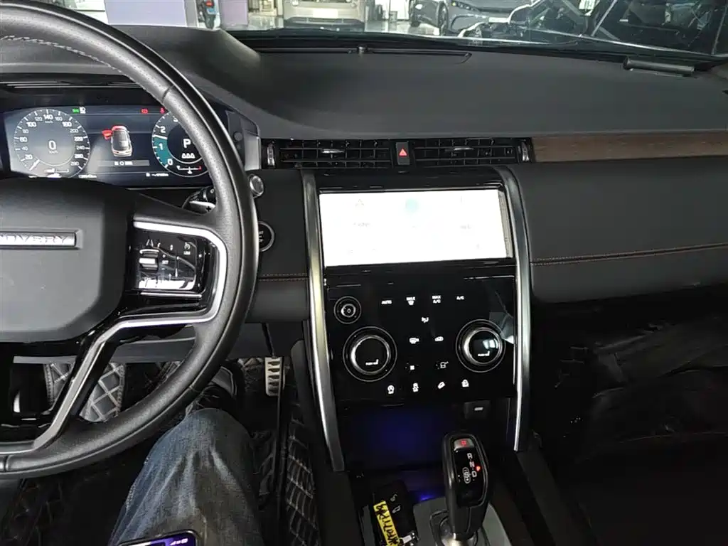 Land Rover Discovery Sport 2022 Model Facelift 249PS R-Dynamic SE Performance Tech Edition 5-seater фото 10
