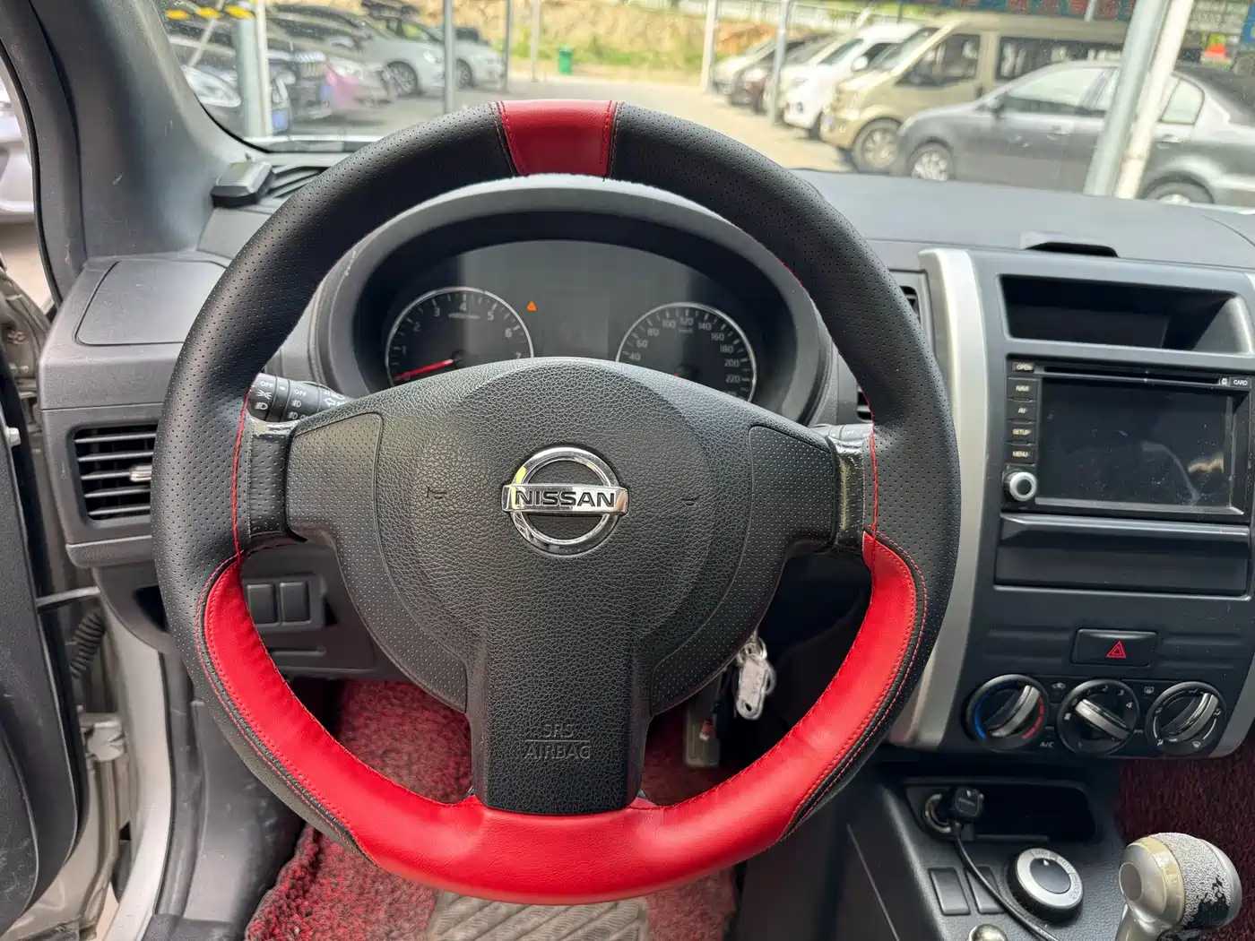 صورة 9 - Nissan X-Trail