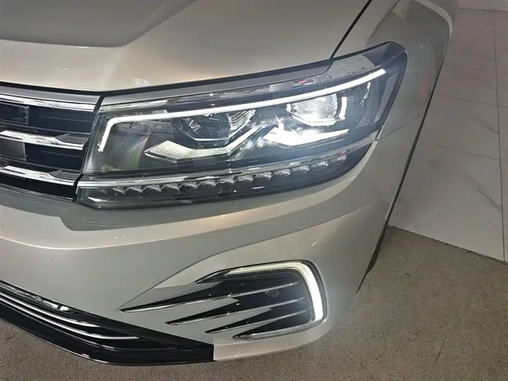 Volkswagen Tiguan L PHEV 2021 430PHEV Plug-in Hybrid Flagship фото 24