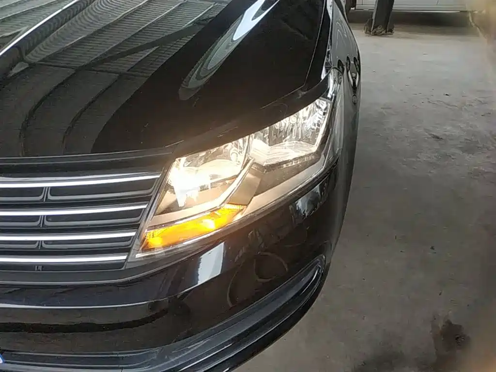Volkswagen Lavida 2017 1.6L Manual Trend Edition фото 24