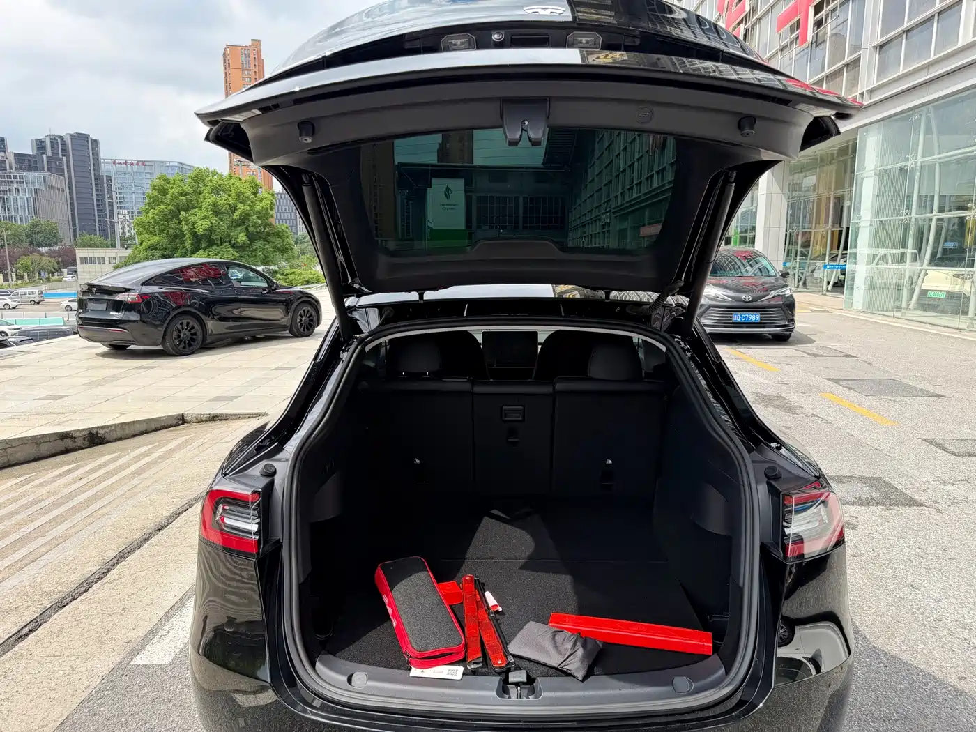 Tesla Model Y 2021 2021 Model Long Range AWD