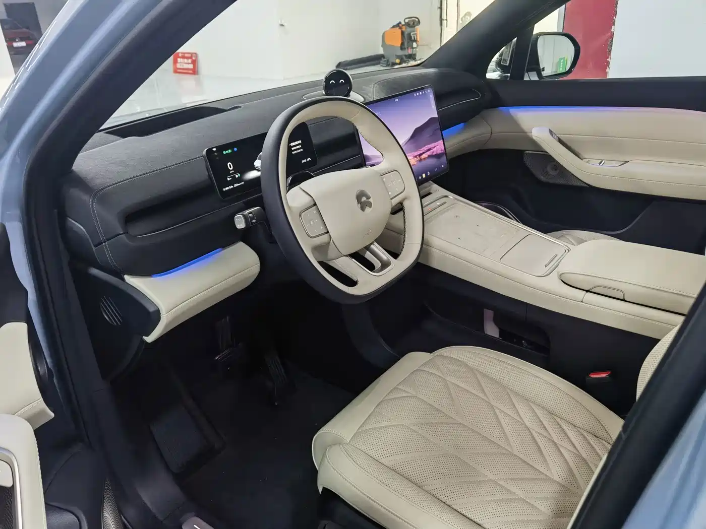 2025 NIO EC6