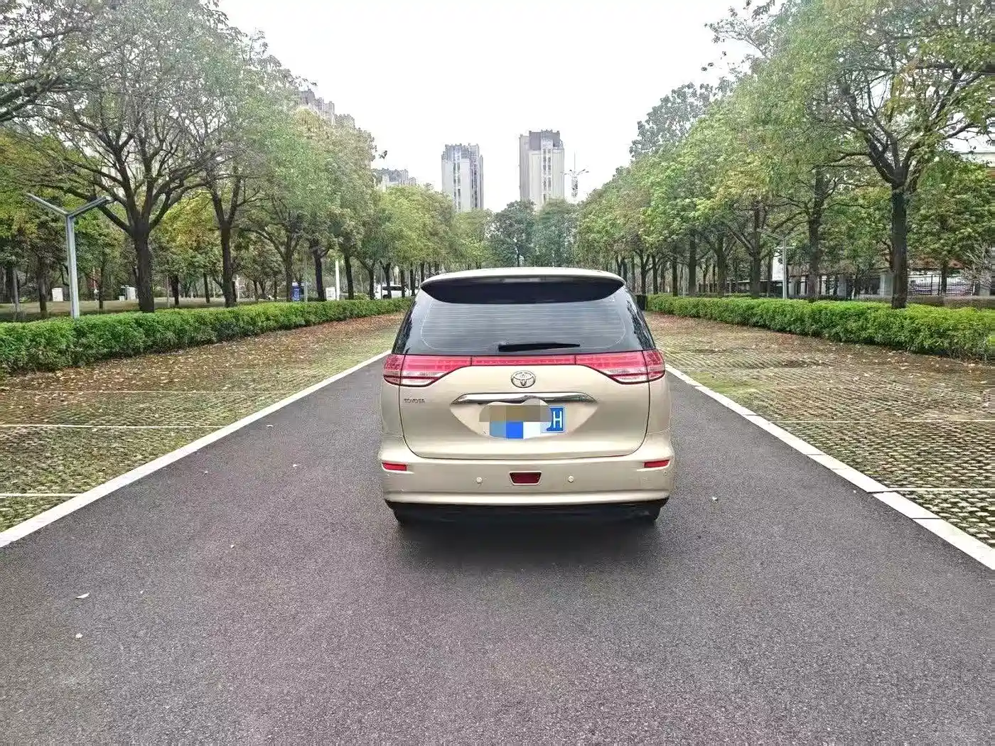 Toyota Previa 2006 2.4L 7-seater Standard фото 2