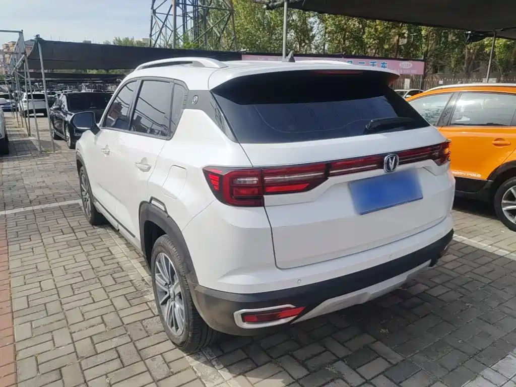 Changan CS35 PLUS 2019 2018 1.6L Automatic Smooth Connect China V