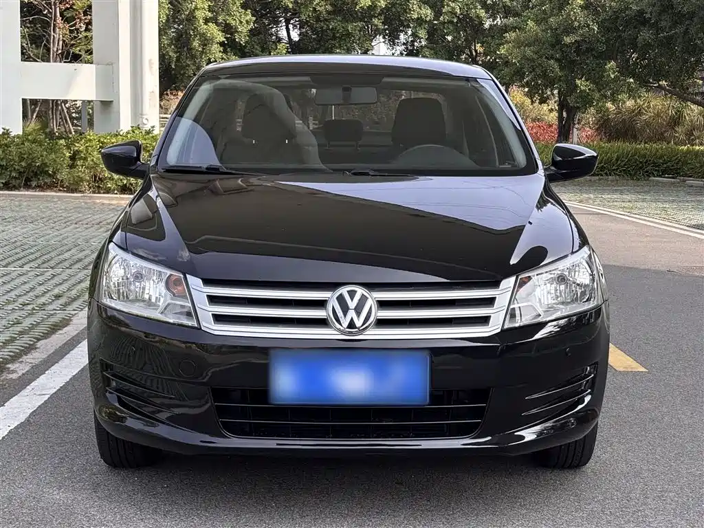 Volkswagen Santana 2015 1.6L Automatic Trend Edition фото 3