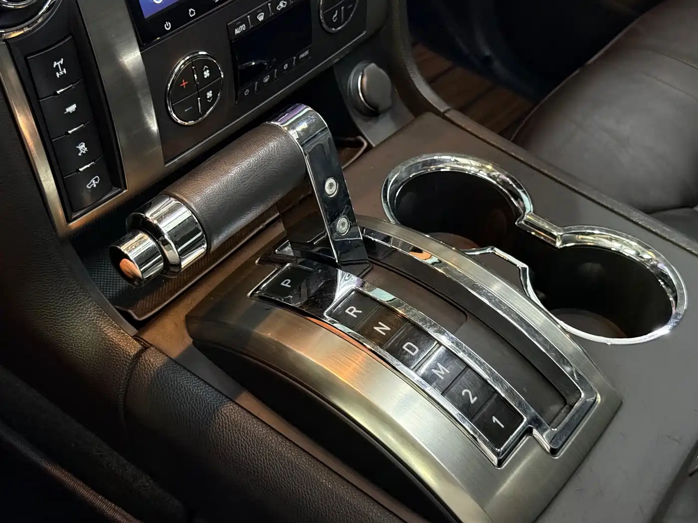 Hummer H2 2009 2008 Model 6.2 AT