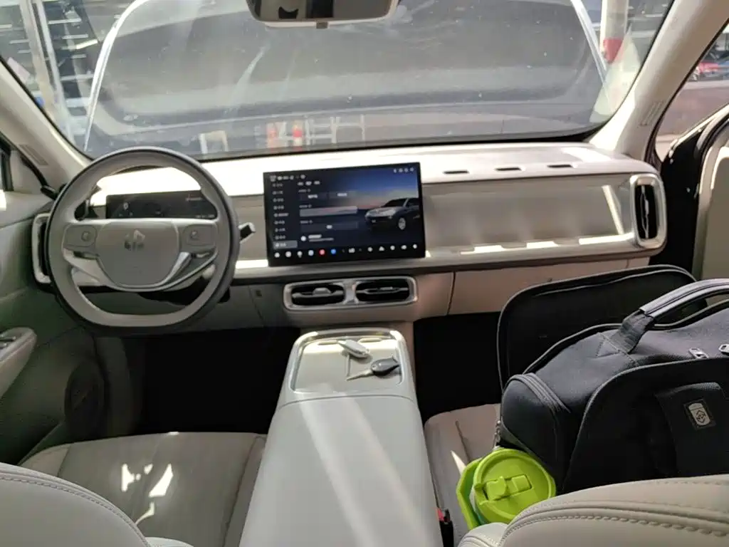 Photo 10 - Leapmotor B10