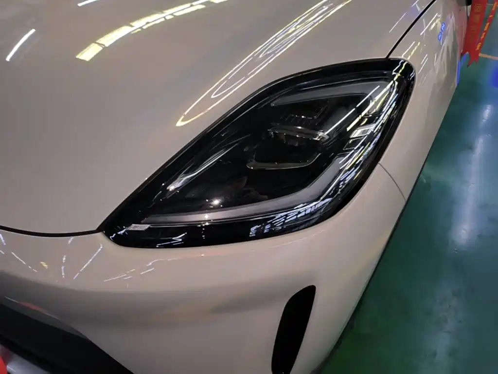 Wuling Motors Wuling Bingo S 2026 2025 Model 325km Premium Edition