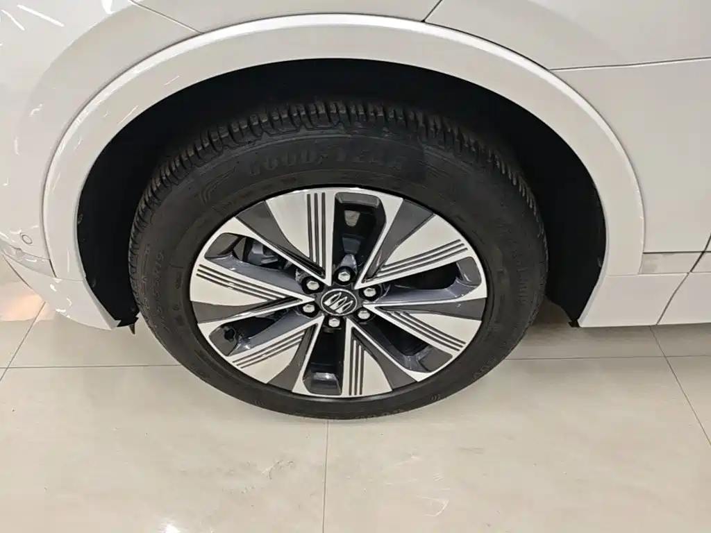 Buick E5 2025 2025 Model 620KM Premium Edition