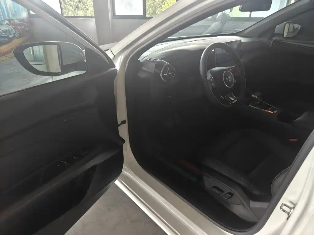 MG MG5 2025 2025 300TGI Global Flagship