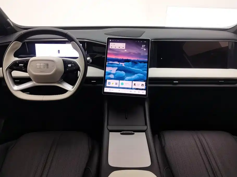 Geely Galaxy Galaxy L7 2025 2024 1.5T 115km PLUS Soaring Dragon Edition