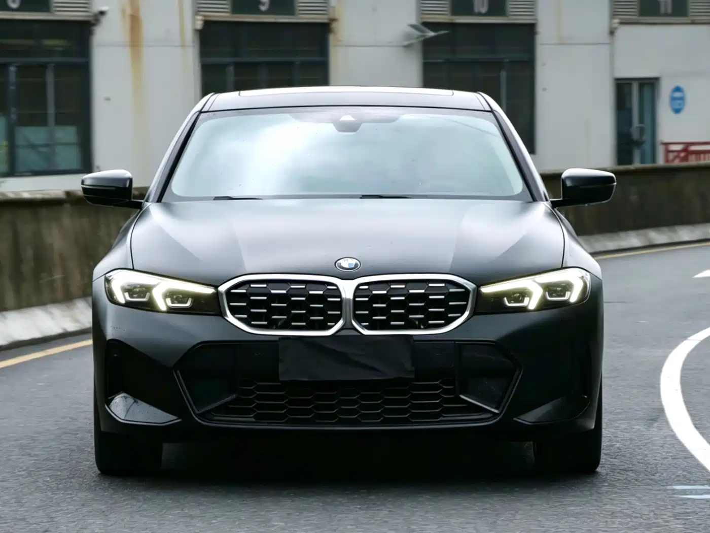 BMW 3 Series 2023 325i M Sport Package фото 2