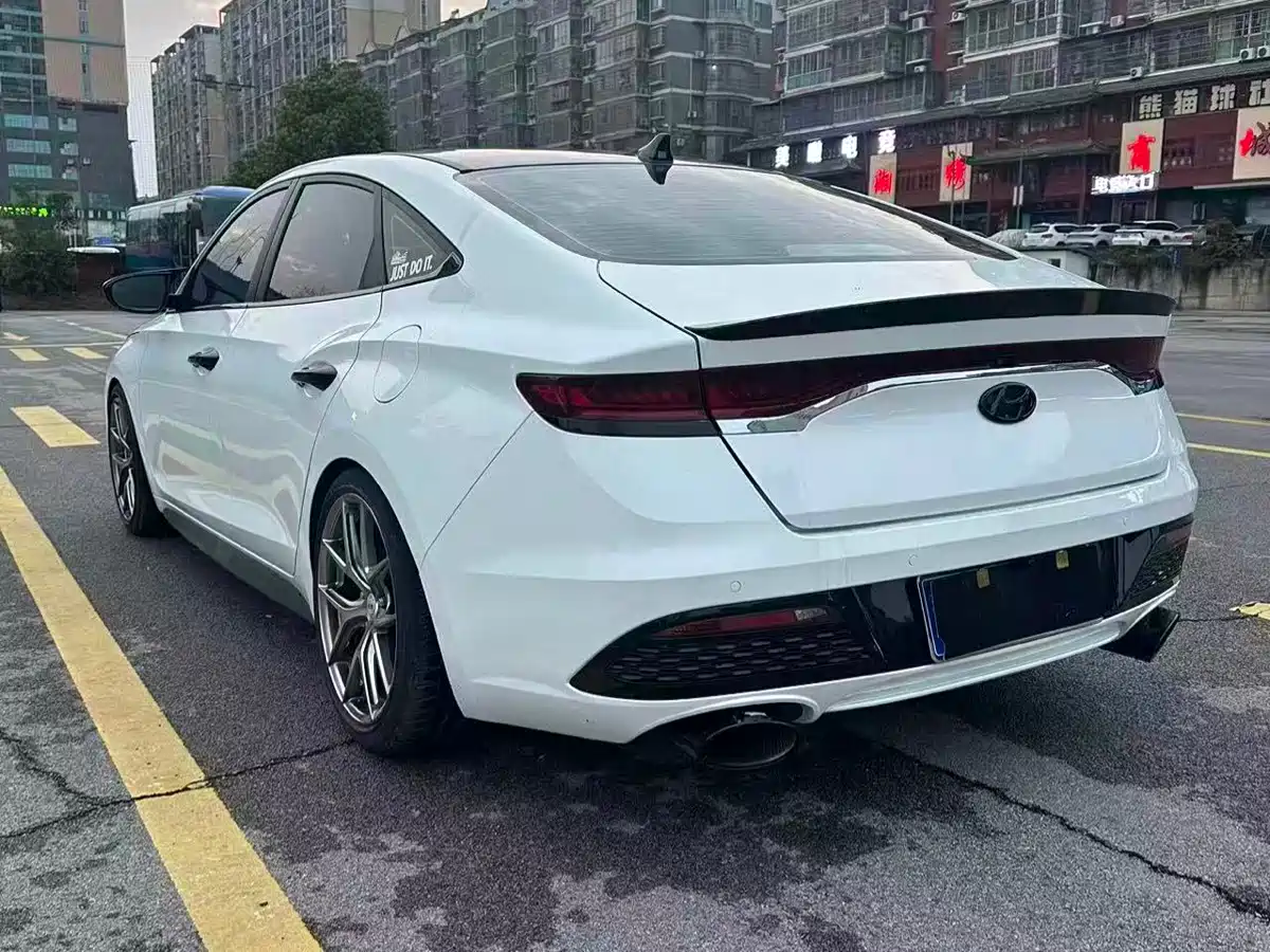 Hyundai Fista 2019 280TGDi Sport Edition China VI фото 8