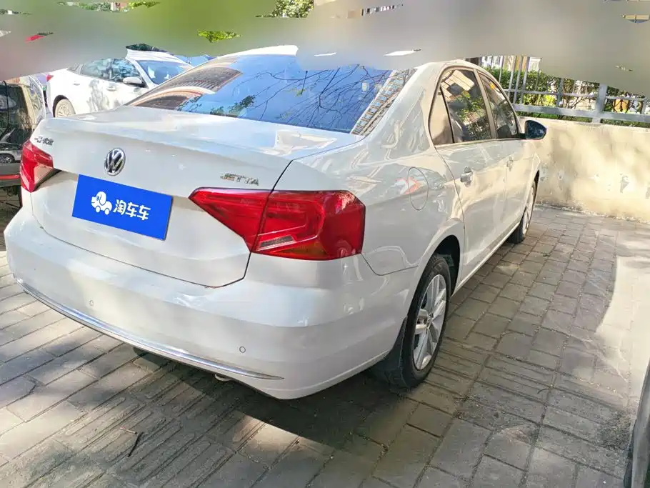 Фото 3 - Volkswagen Jetta