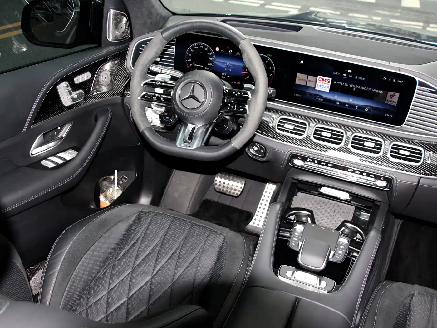 Mercedes-Benz GLS AMG 2024 AMG GLS 63 4MATIC+ фото 6