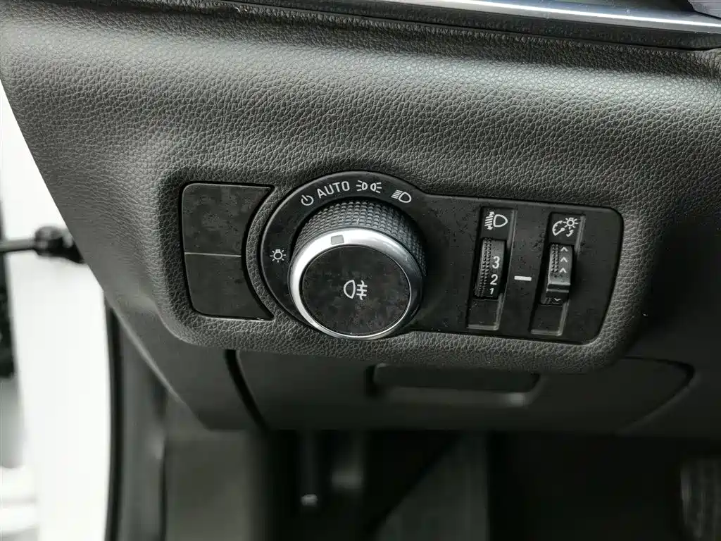 Buick Velite 6 2022 PHEV Connected Smart фото 21