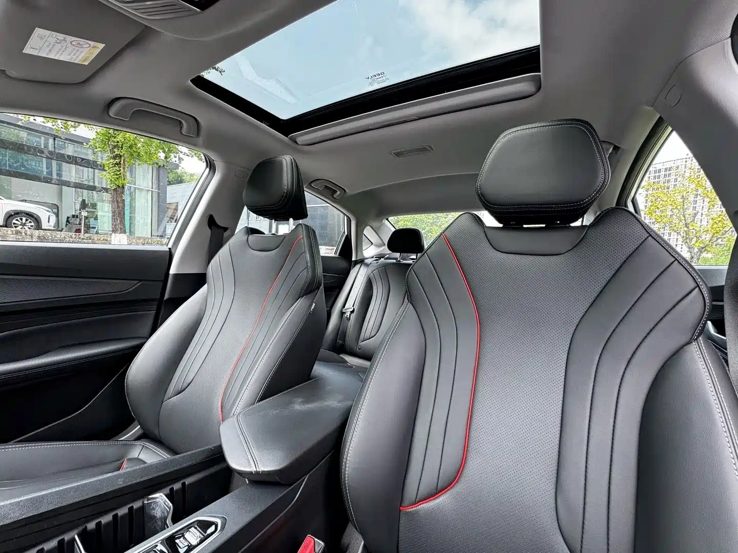 Photo 8 - Geely Binrui