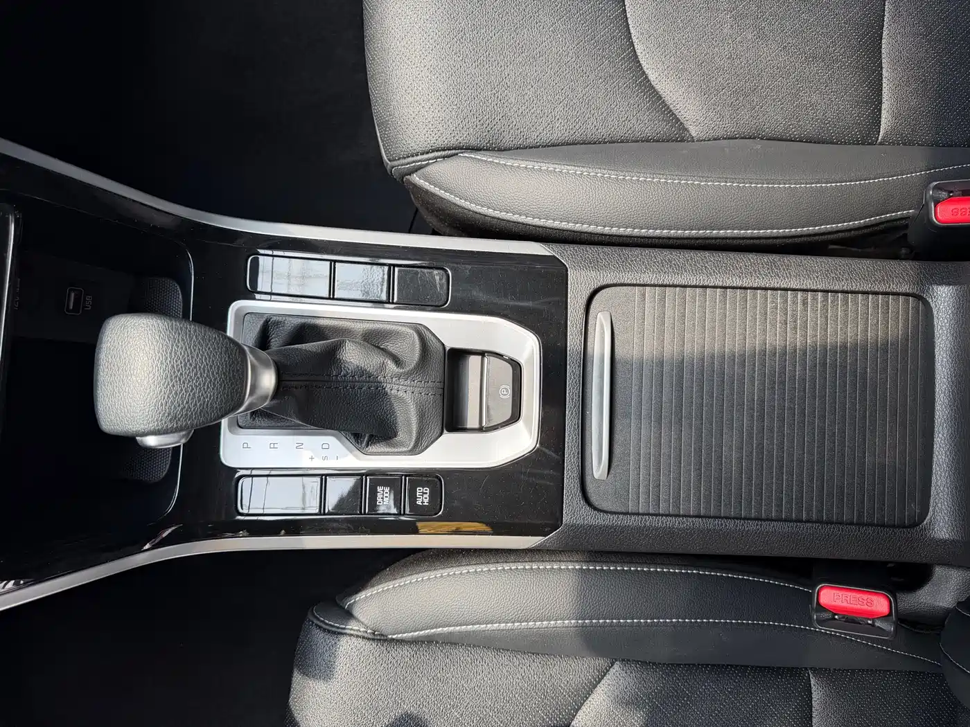 Kia K3 2021 1.5L CVT Fashion Edition фото 13