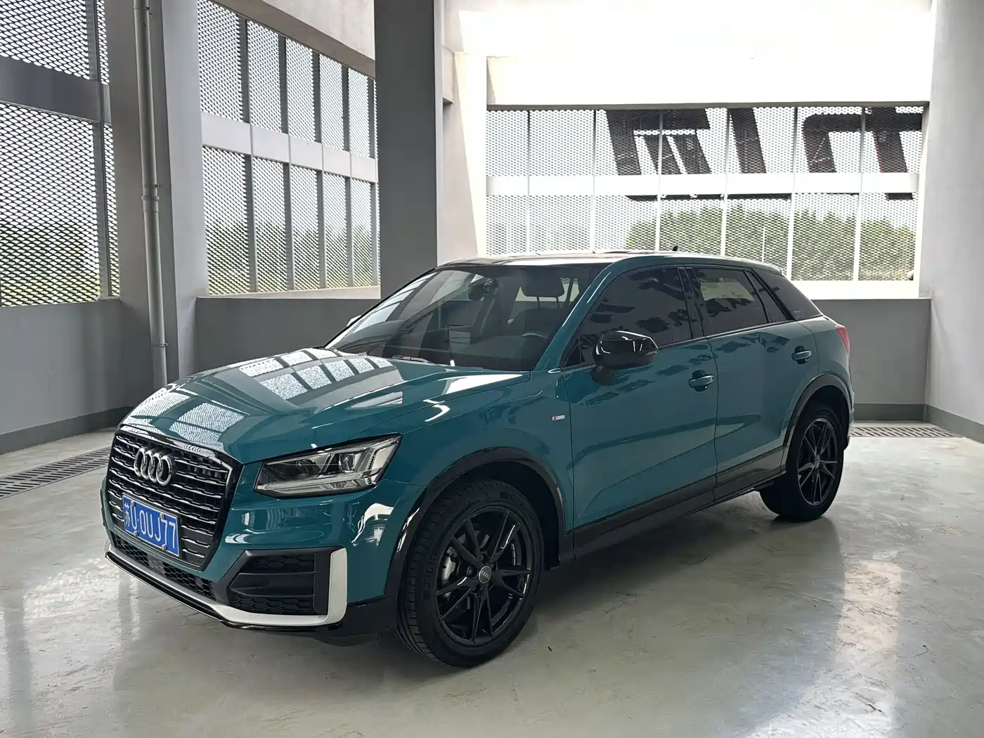 Audi Q2L 2020 35 TFSI Progressive Dynamic Model