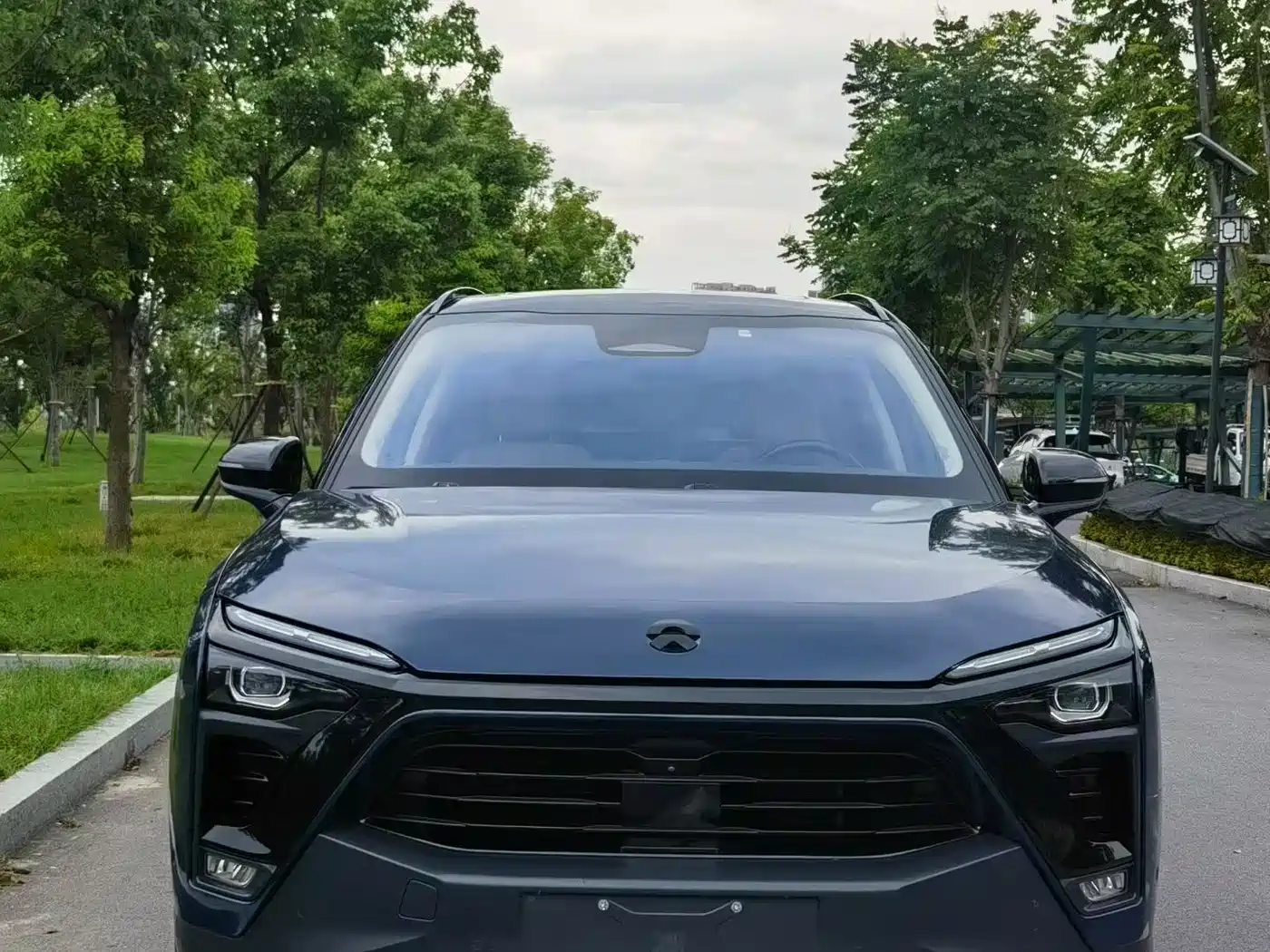 NIO ES8 2019 2018 355KM Standard 6-Seater