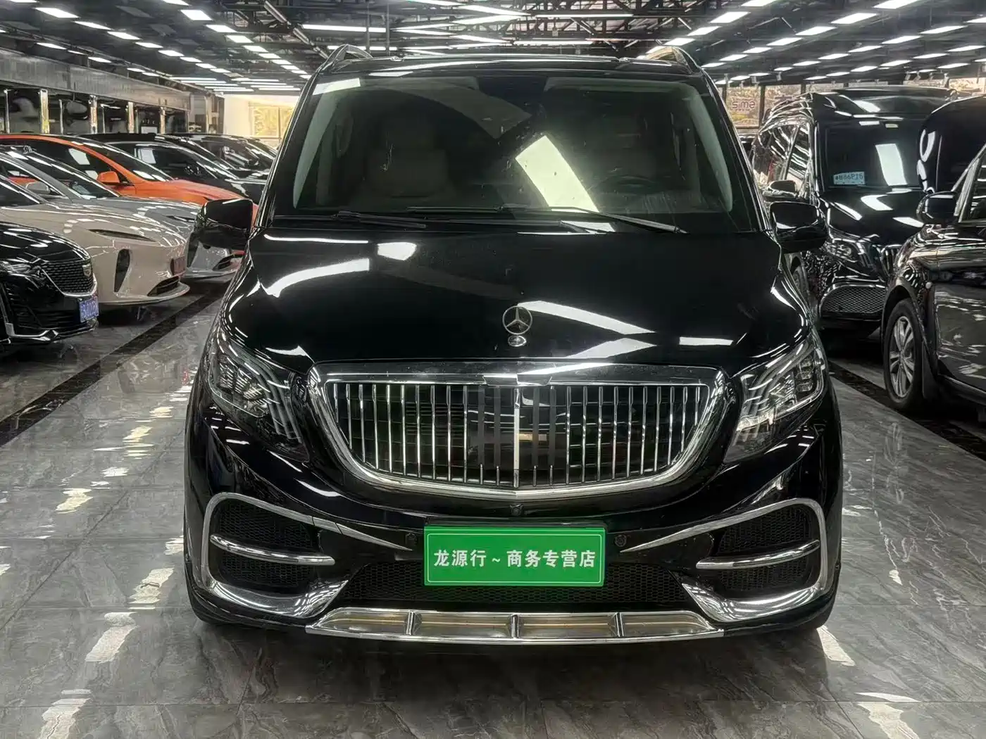 Mercedes-Benz Vito 2021 2.0T Elite 7-Seater фото 2