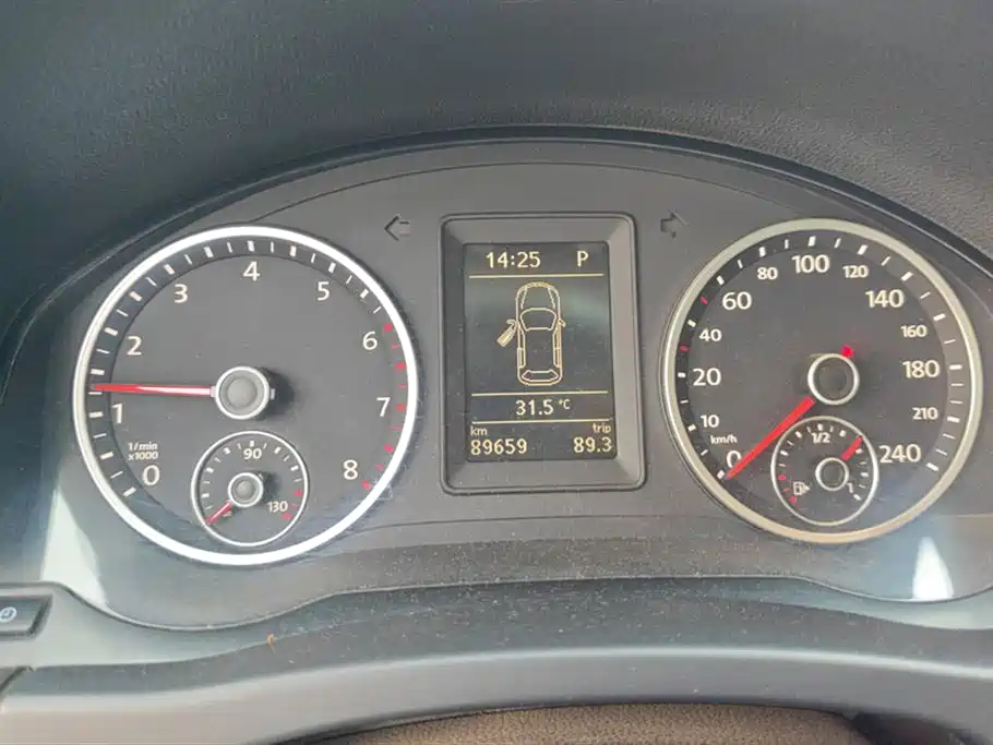 Volkswagen Tiguan 2013 1.8TSI Auto 2WD Trend Edition фото 14