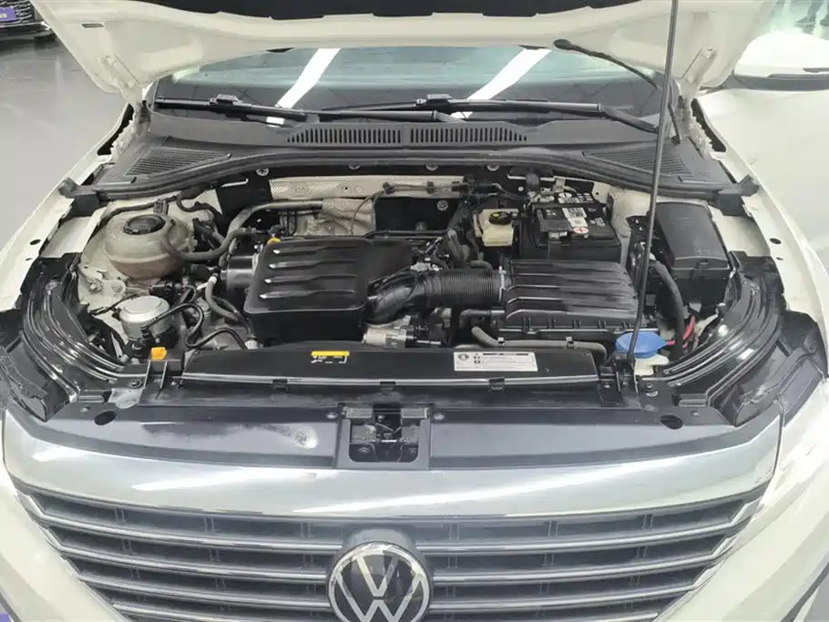 Volkswagen Lavida 2021 1.5L Auto Comfort Edition фото 10