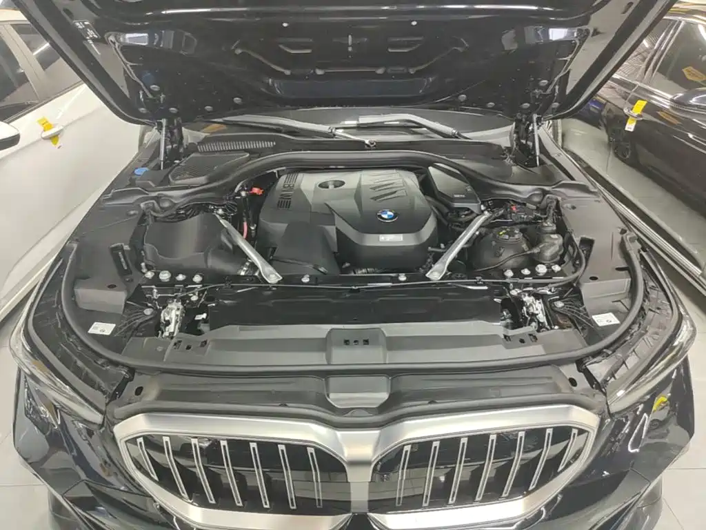 BMW 5 Series 2026 2026 530Li Leading M Sport Package