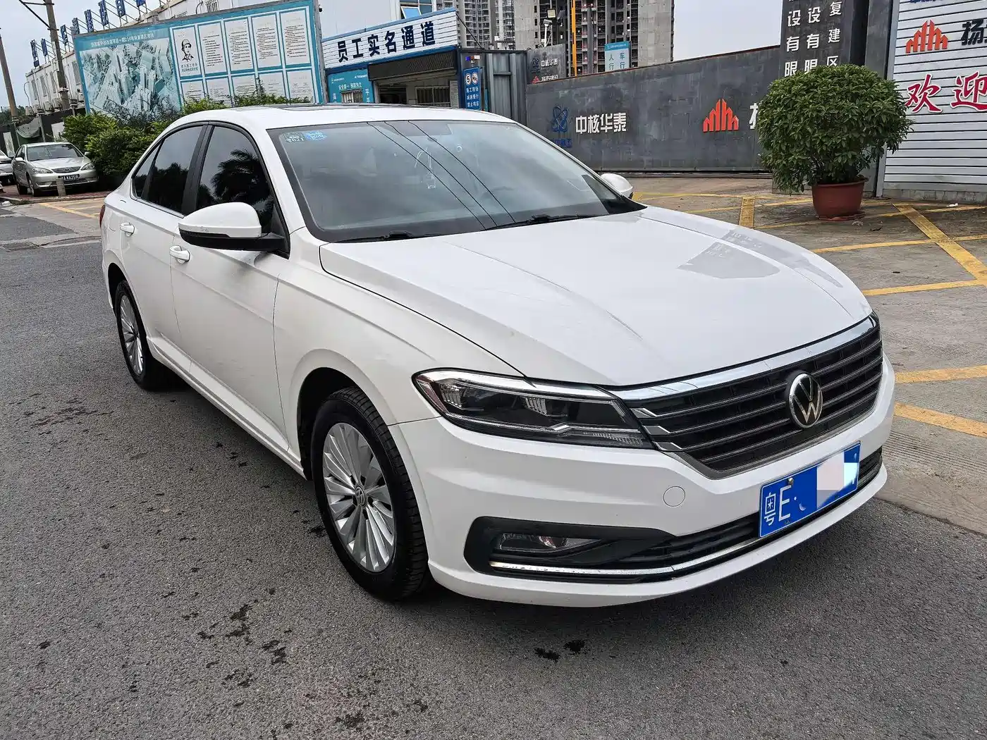 Volkswagen Lavida 2019 280TSI DSG Comfort Edition China VI фото 3