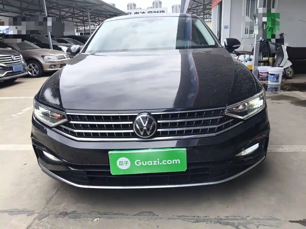 Фото 3 - Volkswagen Magotan