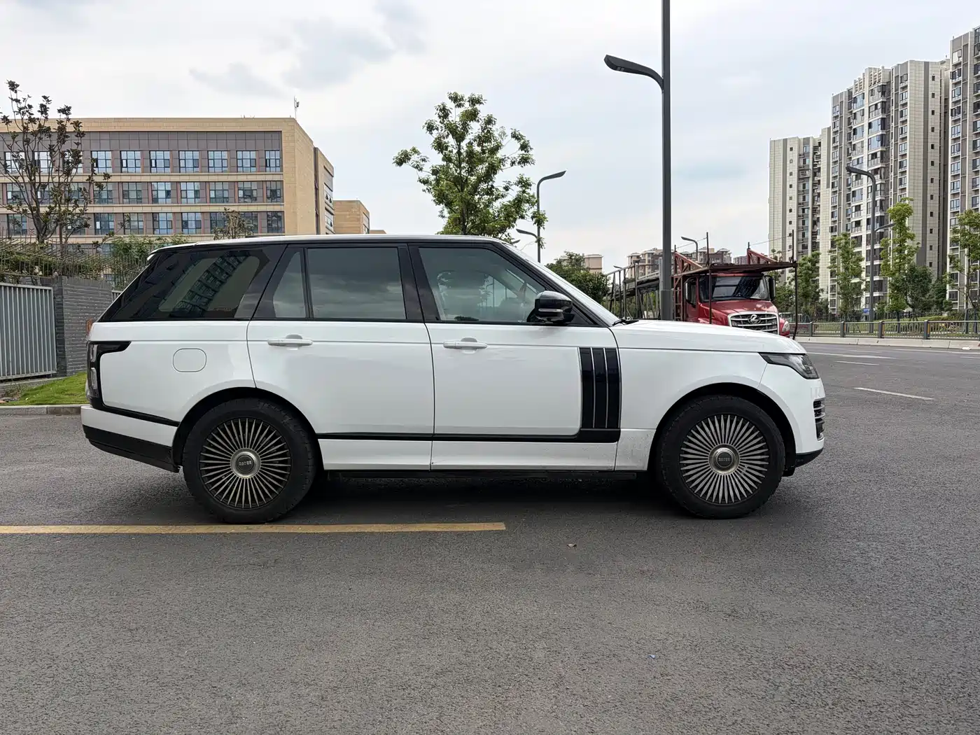 Land Rover Range Rover фото 4