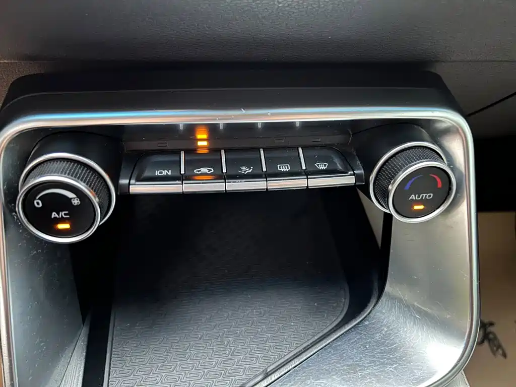 Photo 12 - Geely Binrui