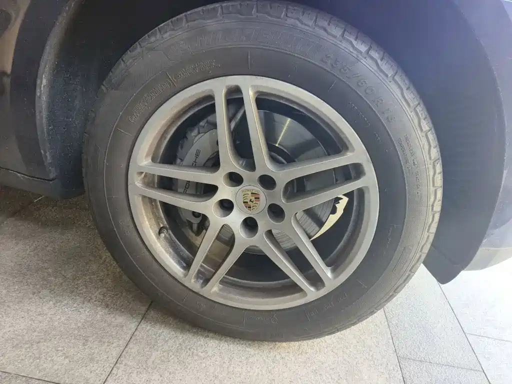 Фото 8 - Porsche Macan