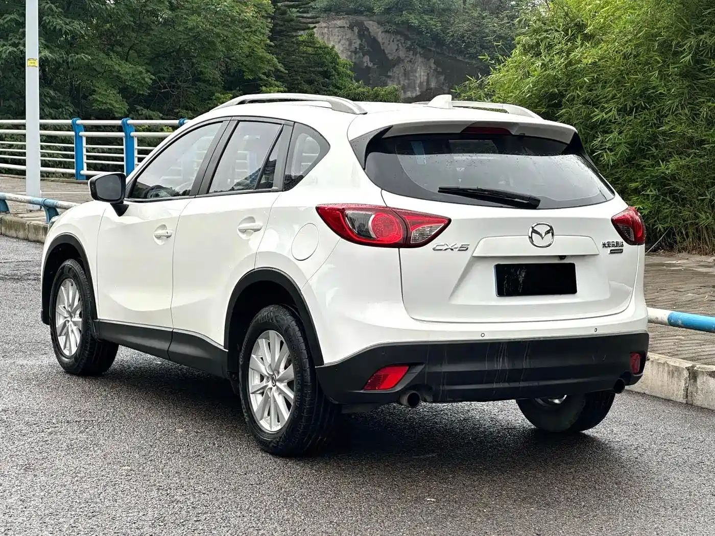 Photo 6 - Mazda CX-5
