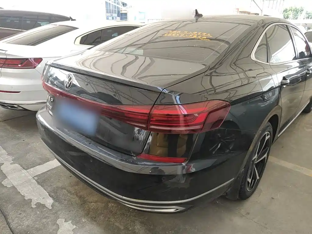 Volkswagen Passat 2025 2025 Outstanding 380TSI Starlight Dragon Soaring Edition
