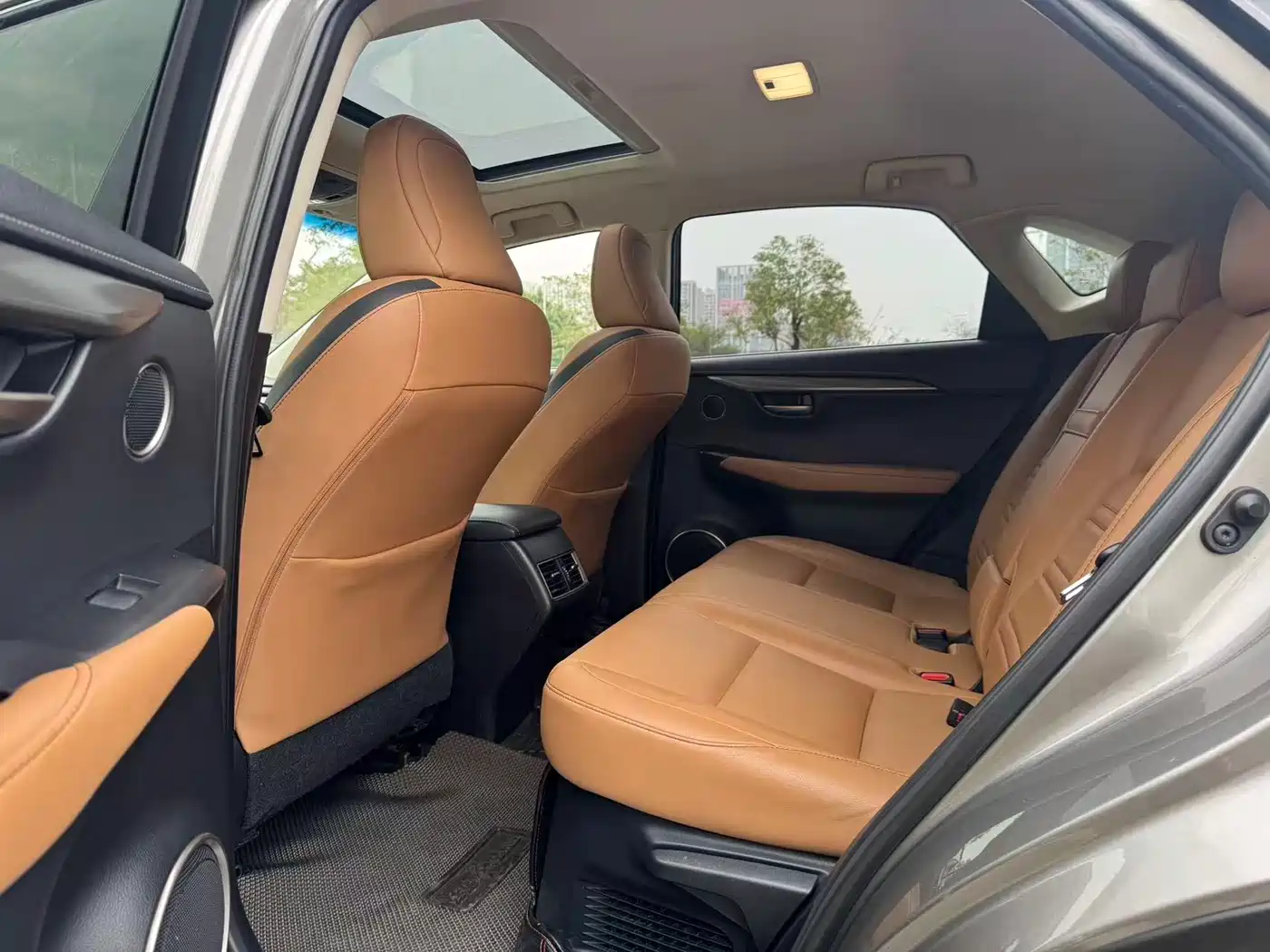 Lexus NX 2015 200t AWD F Sport фото 12