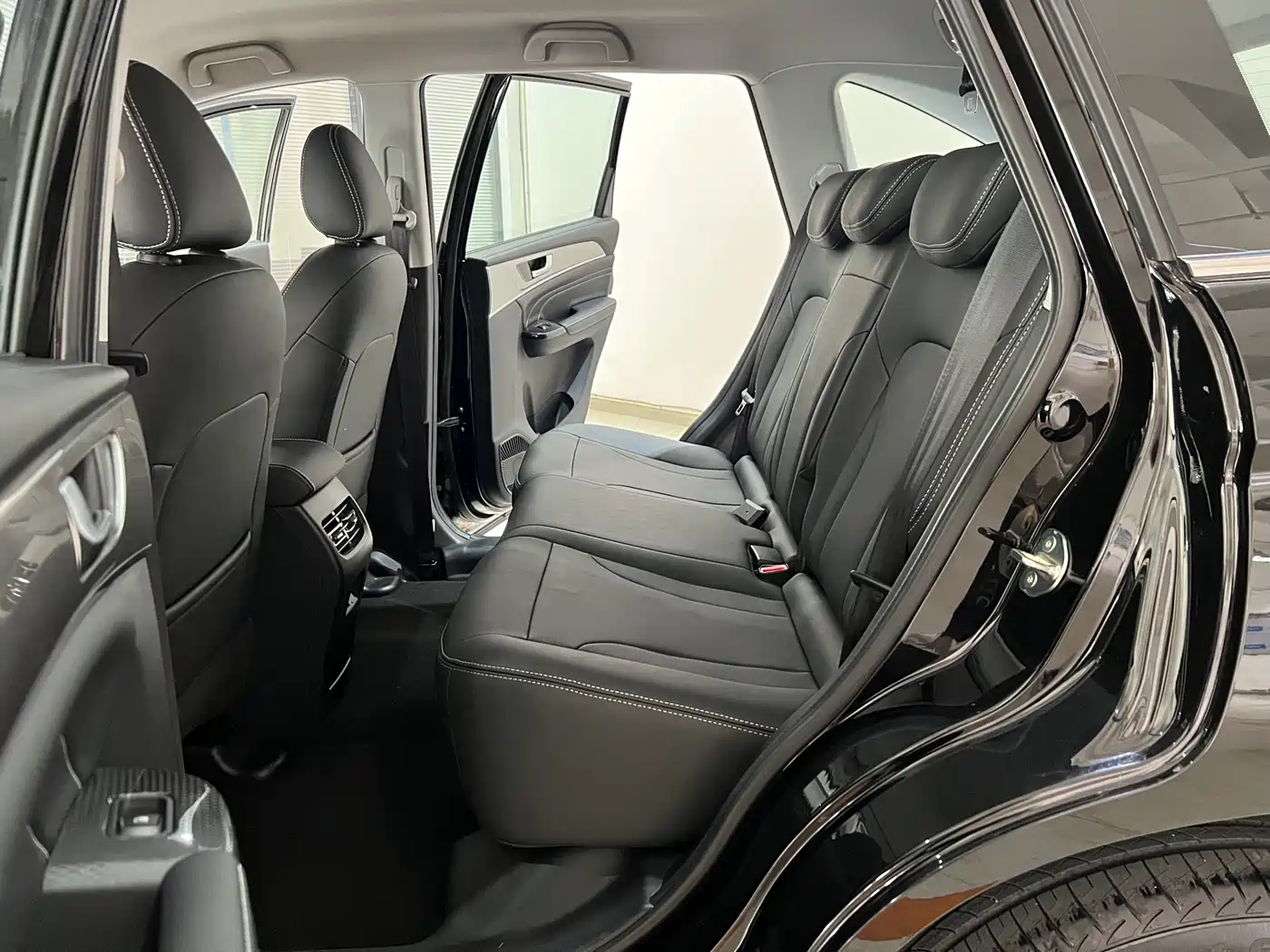 Haval M6 2023 PLUS 1.5T Manual Elite Smart Connect фото 9