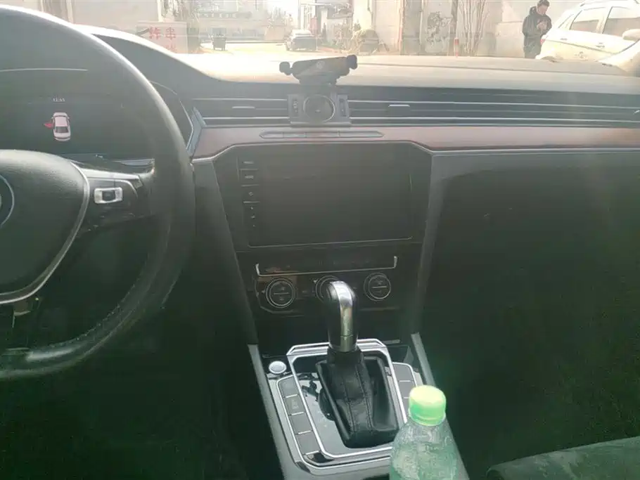 Volkswagen Magotan 2019 380TSI DSG Premium China V фото 13